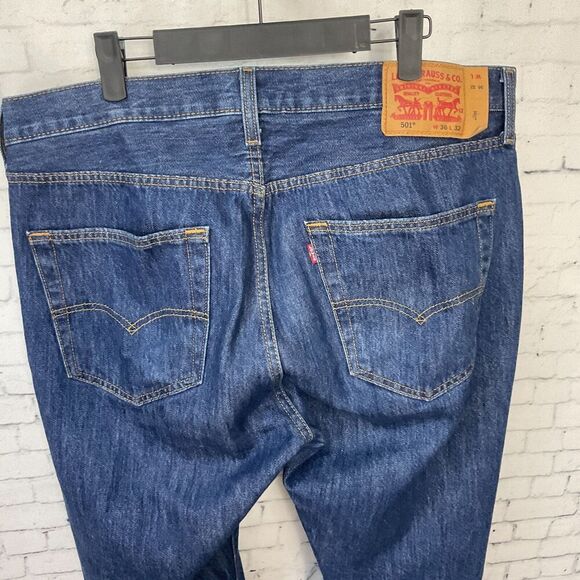 Levis 501 Jean Men 36x32 Blue Denim Pant Button Fly Outdoors Preppy Dark Wash N2 - Picture 7 of 11
